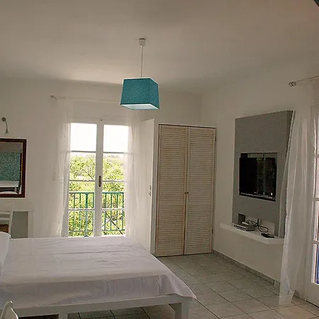 Handrina Апартаменты Naxos City